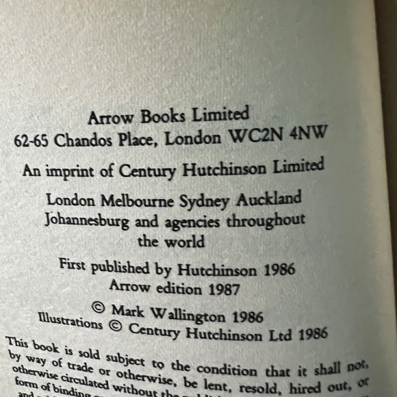 500 Mile Walkies Book Mark Wallington - Picture 6 of 8